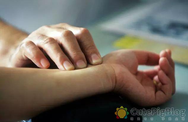 教你把脉,最全动图并心法口诀!插图3 教你把脉,最全动图并心法口诀!插图3